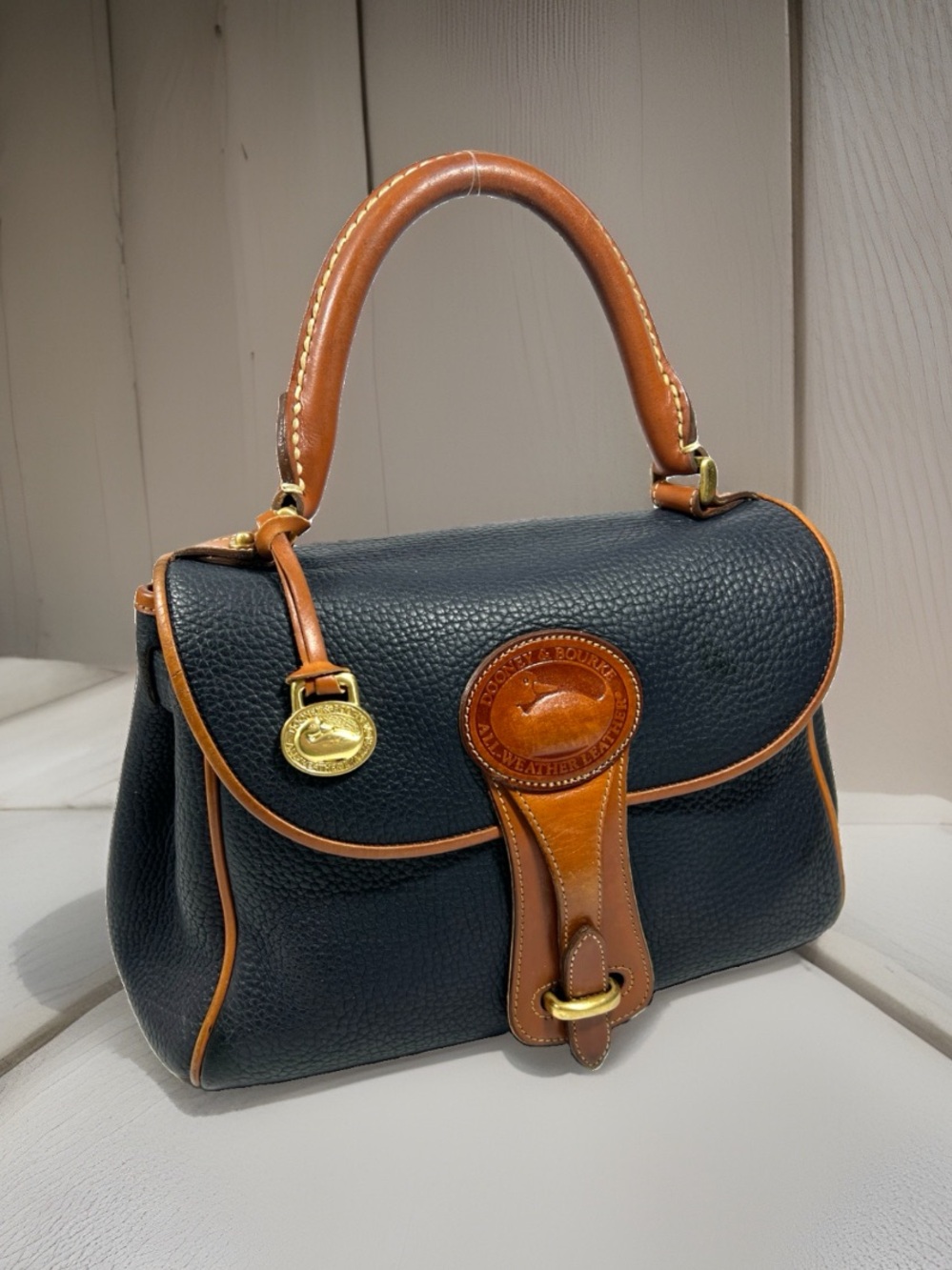 🦆 DOONEY & BOURKE ESSEX CARRIER BAG BLACK TAN AWL COLLECTION TOP HANDLE SATCHEL